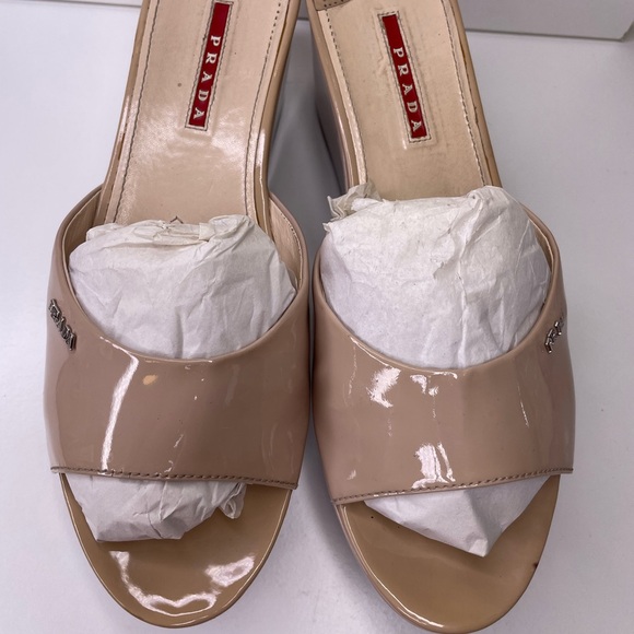 Prada Nude Patent Leather Sliders - Picture 2 of 7